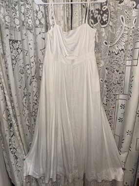 Nine West White Spaghetti Strap Maxi Dress